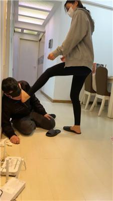 【Da猫】素人S-舔不好脏鞋被暴揍【双视角版】 JS250122-1