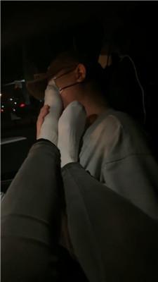 【苒溪】车内白袜jio恋足狂舔 JS250117-29