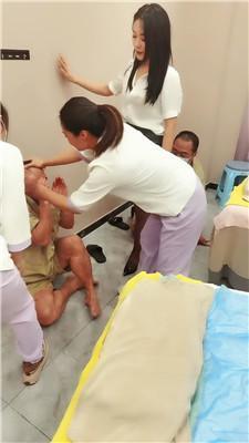 【乔伊】群调群虐-教沐足技师做S【三视角版】 bf51419