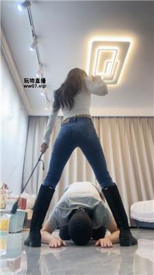 【漫漫大人】长靴白袜气味辱 bf51583