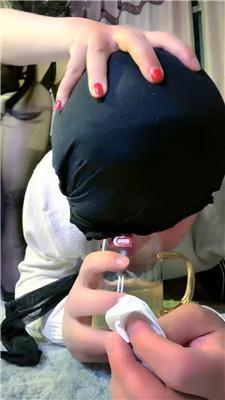 【冷艳女王】鞭打/强迫圣水 JS250416-24