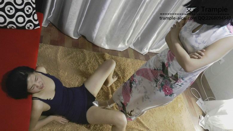 【PSLZ】女女-温妮旗袍高跟虐踩女奴