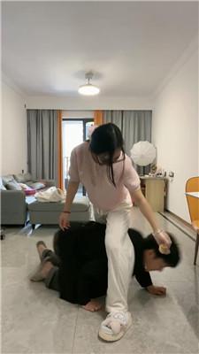 【薇薇】物化家具奴-伺候主子用餐 JS250322-5