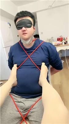 【泽莉】五花大绑虐贱畜生 JS250318-4