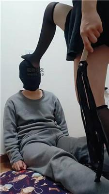 【思纯】散鞭抽打/性感黑丝踩踏 JS250113-31