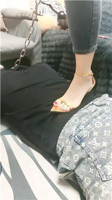 【判官兔主】高跟踩踏-近距离舔脏鞋 JS250323-22