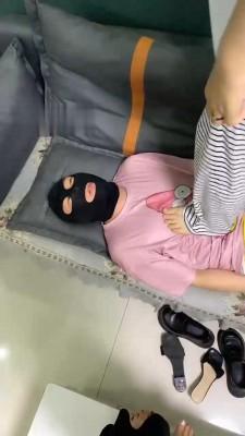 【调教视频】【精神小妹】3S学生主全体重跳踩