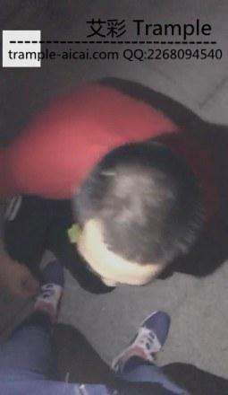 VIVI户外调教鞋奴