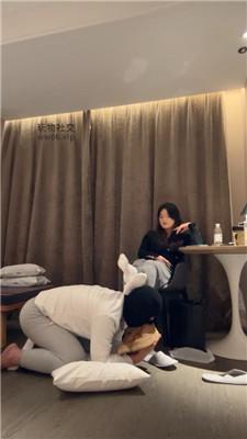 【子熙大人】运动后原味鞋袜强迫男友舔闻 JS250125-26