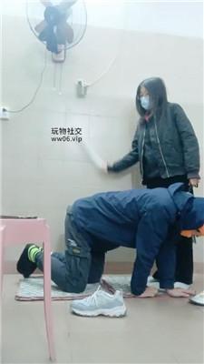 【奇了怪了】白袜脚踩踢踹虐打 JS250104-9