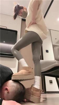 【阿月大王】瑜伽裤S-运动鞋/雪地靴-碾狗爪/踩头深喉