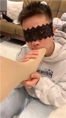 【宝娜】腿绞-高跟肉丝美腿诱惑-插嘴 bf50511