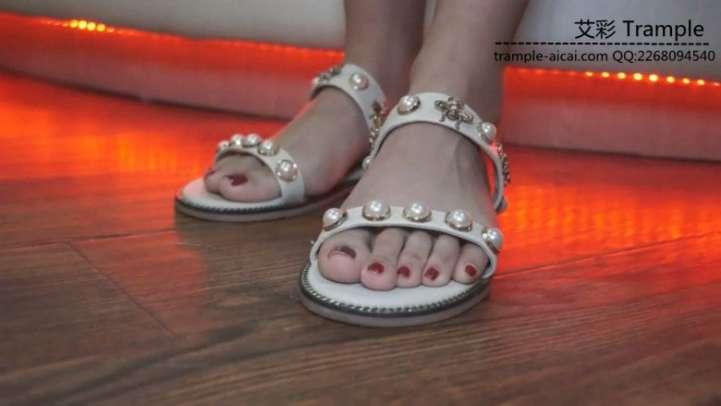 工程学院文艺委员的原味凉鞋踩踏