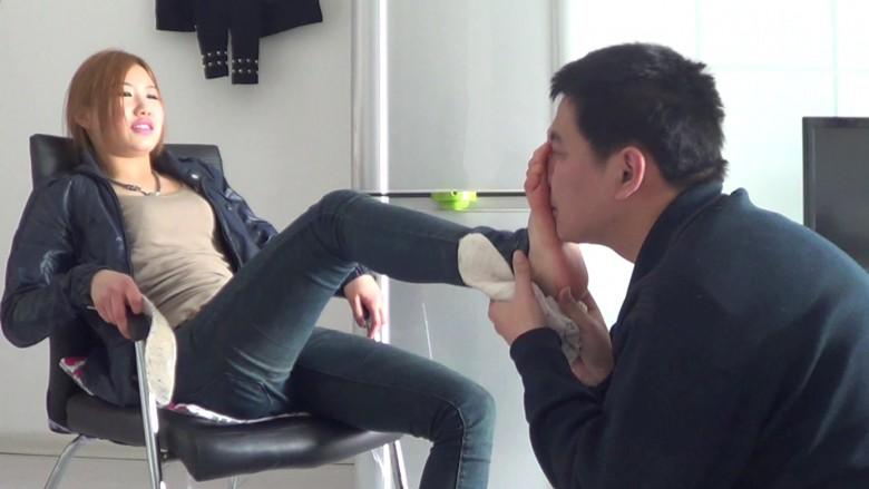 两年没洗的臭鞋垫虐奴