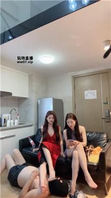 【泡芙】双S-模特脚下羞辱贱奴 bf53123