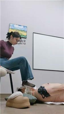 【喵酱紫】捆绑雪地靴黑丝-捆绑虐 JS250119-19