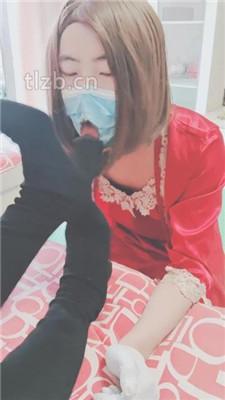 【美容院S】变装狗奴对着长靴肉丝发骚