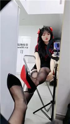 【成都柒柒】黑丝羞辱灯    250117-9