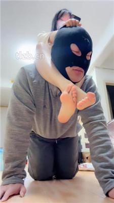 【奶味小仙女】洛丽塔S-皮鞋白袜踩虐哥哥-脚底喂食