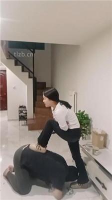 【馨主】手铐捆绑/滴蜡/喂漱口水/人体座椅【双视角版】