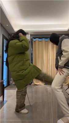 【狗哥】路边开发系列-肉丝脚捂脸/踩踏 bf50543