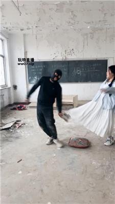 【大小姐】户外-荒废教室惩罚学生奴【下】 JS250312-4