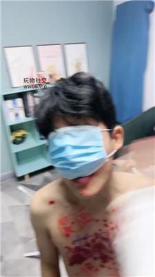 【大小姐S】双S-姐妹花羞辱恋足哥哥 JS250220-17