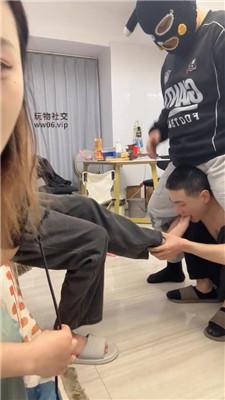 【Qi7】情侣主群调群虐绿帽奴 bf51548