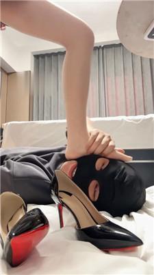 【Siu姐姐】肉丝美腿碾压踩虐 JS250123-39