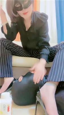 【高傲】臭脚极限插嘴/赏赐圣水