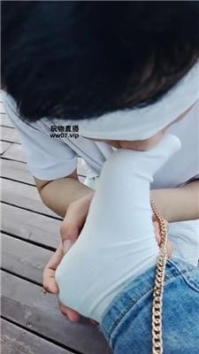 【静s】户外调-原味白袜羞辱 JS250417-3