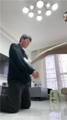 【樱木花椒】调00后小笨狗-手脚耳光/踢裆恋足