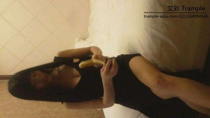 92年美女技师的初次调教