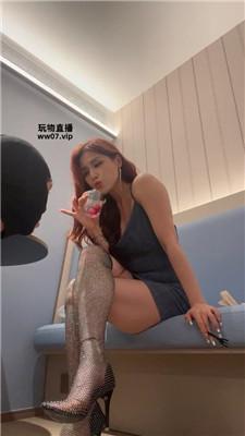 【黛帝】KTV-陪酒小妹脚下贱奴 bf52614