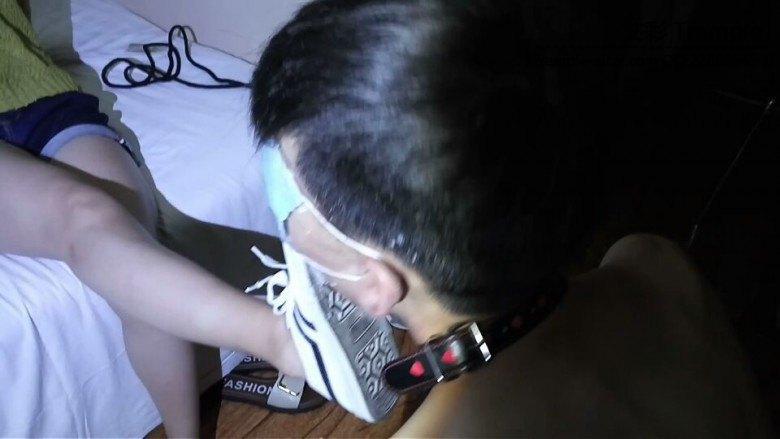 脏鞋喂食米饭混合圣水最后m呕吐不止（绝对真实）