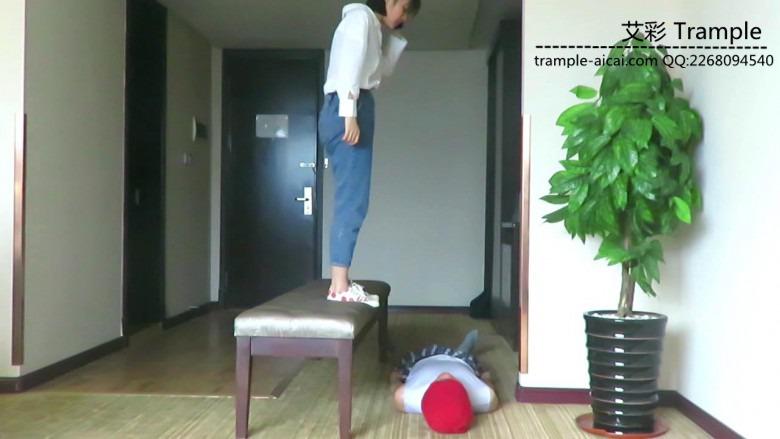 【院校合作7小主】长凳蹦跳踩踏肋骨损伤！