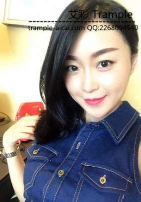 长沙湘香女王强迫奴才学习恋足基本技能 长沙湘香女王强迫奴才学习恋足基本技能