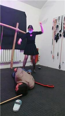 【鸿运双女团】反绑暴力虐打贱奴【完整版】 JS250331-36