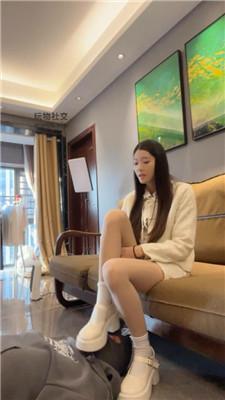 【伊未】坐脸窒息-高跟皮鞋白袜踩 bf51524