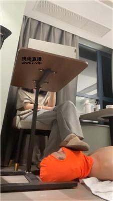 【玥野兔】桌底视角-无意识玩虐 JS250508-13