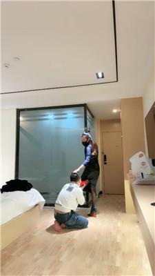 【多多】骑马骑脖/高跟踩踏 JS250312-17