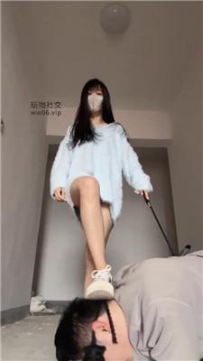 【茉狸】毛坯房休闲鞋玉足踩虐/喂口水 bf49133