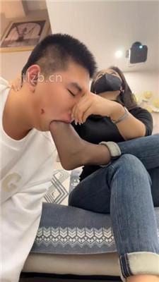 【辣姐】近距离-高跟黑丝美腿玩虐