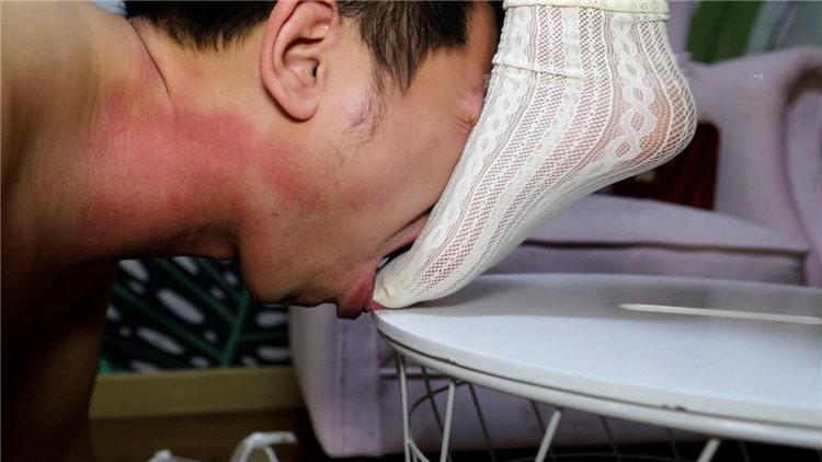 【冰时代】喵女神洛丽塔 强制踩踏恋足 暴力KO