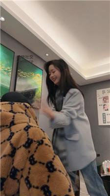 【狗哥】路边开发素人S踩踏调教 bf50120