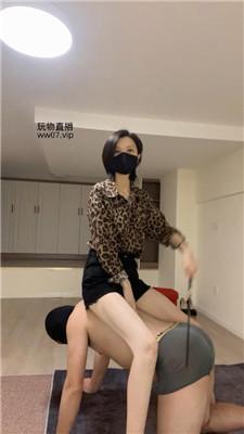 【冰卿】白领S羞辱脚下贱奴 bf50782