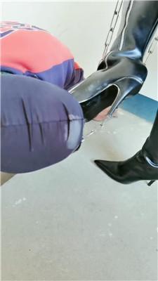 【斯羽情侣主】户外狗链拴狗虐【双视角版】  JS250329-6