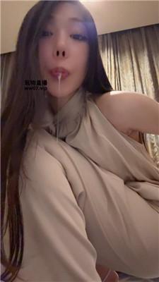 【缈缈】盯    250411-18