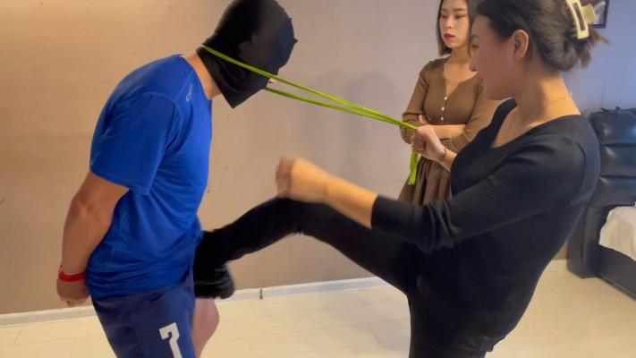 【蛋碎娇娃】『超S·联盟』皮靴下的颤栗 YC-230422-3