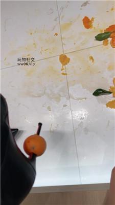 【苏大大】沉浸式-踩踏食物 JS250219-35